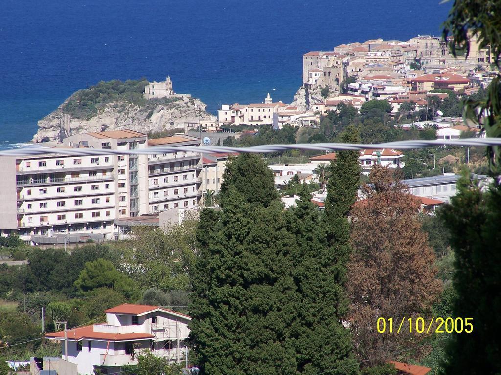 Residence Floritalia - Ricarica Auto Elettriche Santa Domenica  Eksteriør bilde